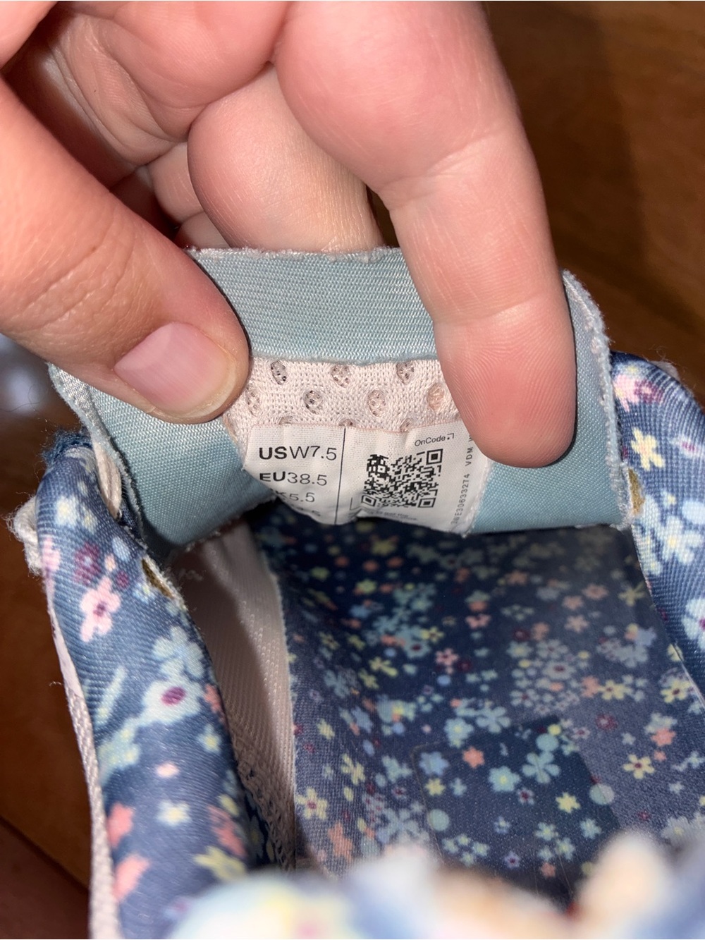 Free People Movement X On Cloudmonster Women’s Athletic Shoe Sneakers- size 7.5 - Picture 9 of 12